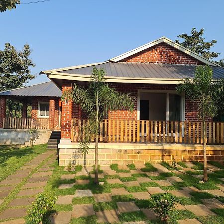 Brick Villa Karjat Dış mekan fotoğraf